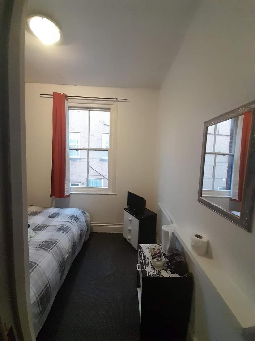 בלקפול Myroomz Orchid Hotel מראה חיצוני תמונה